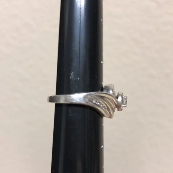 Diamond Ring - Picture 5 of 6